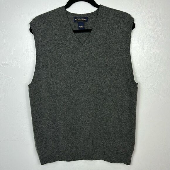 Brooks Brothers Scottish Lambswool Gray Vest Sleeveless Sweater Size L - Picture 2 of 7